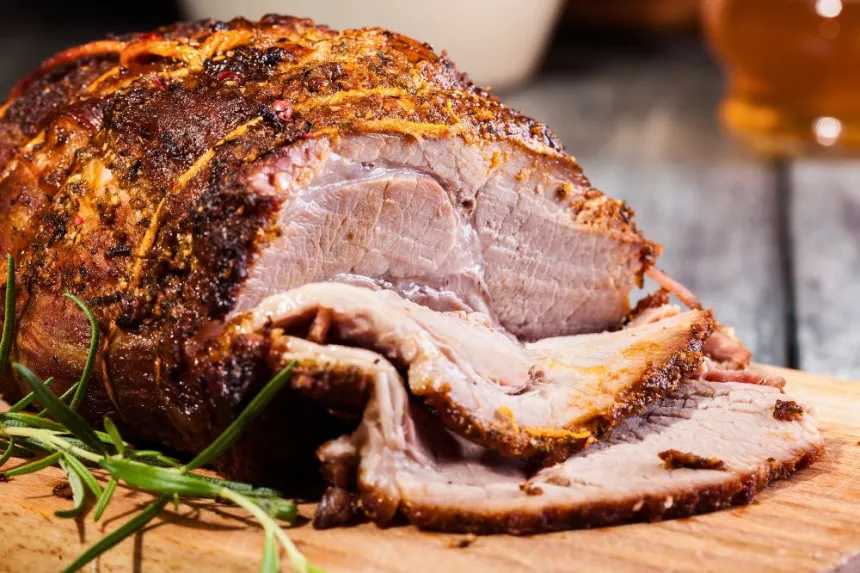 How to smoke pork shoulder easily.