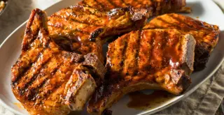 How to cook tender and delicious pork chops