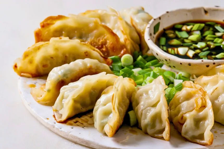 How to cook frozen dumplings easily and quickly.