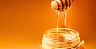 How to easily decrystallize honey at home.