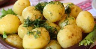 Cómo hervir patatas de manera perfecta y fácil