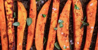 How to prepare delicious sweet potato chips at home.