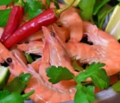 Receita de Salada gourmet com camarão