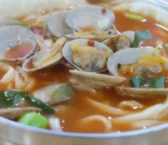 Recipe of Noodles with clams and cuttlefish