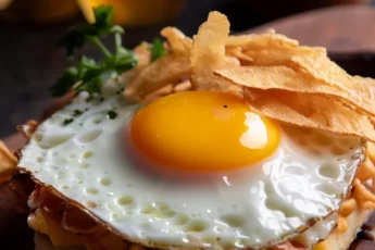 Recipe of Fried toast with egg