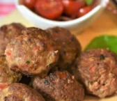 Recipe of Sausage meatballs with cheese.