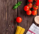 ご飯とフライドポテトのトマチカン のレシピ