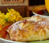 치킨, 베이컨을 위한 글루텐 프리 퍼프 페이스트리. 요리 레시피