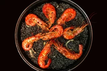 Recipe of Black rice with calamari