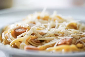 Recipe of Whole wheat pasta with pesto sauce