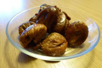 Recipe of Dried figs stuffed with cheese