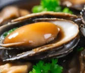 Rezept von Geschmorter Abalone mit Austernsauce