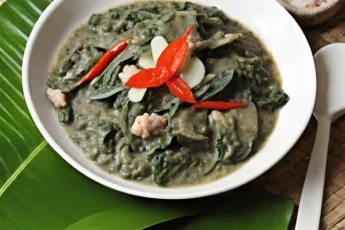 Recipe of Spicy Taro Leaves in Coconut Milk