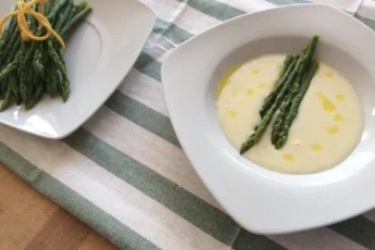Recipe of Alternative meat broth with asparagus