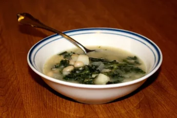 Receita de Sopa de alho-poró e batata