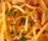 Receta de Espaguetis primavera con albahaca