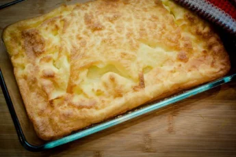 ボンディオラとサツマイモの煮込みパイ のレシピ