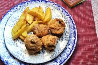 Recipe of Fried chicken with habanera sauce and baked potato garnish