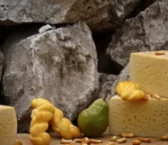 Receta de Brocheta de pera, queso de arzúa y jamón serrano