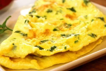 Recipe of French omelet with wholemeal pasta