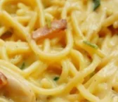 チーズとチキンソースのスパゲッティ のレシピ