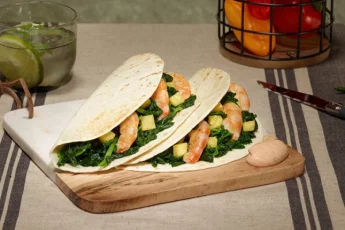 Recipe of Spinach and shrimp taco with chili aioli