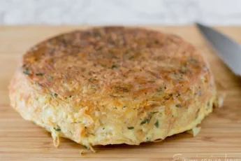 Recipe of Noodle omelet with tuna