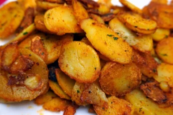 Recipe of Sauteed Garlic and Lemon Potatoes