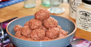 Receta de Albóndigas de la abuela al horno en salsa