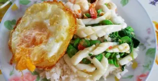 Recipe of Rice with squid and prawns