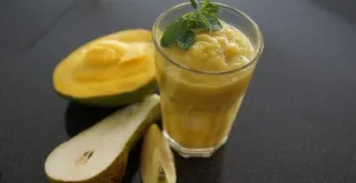 Recipe of Mango, banana and tangerine smoothie with garrilache