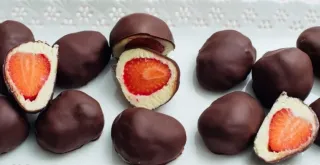 Receta de Bombones de frutilla