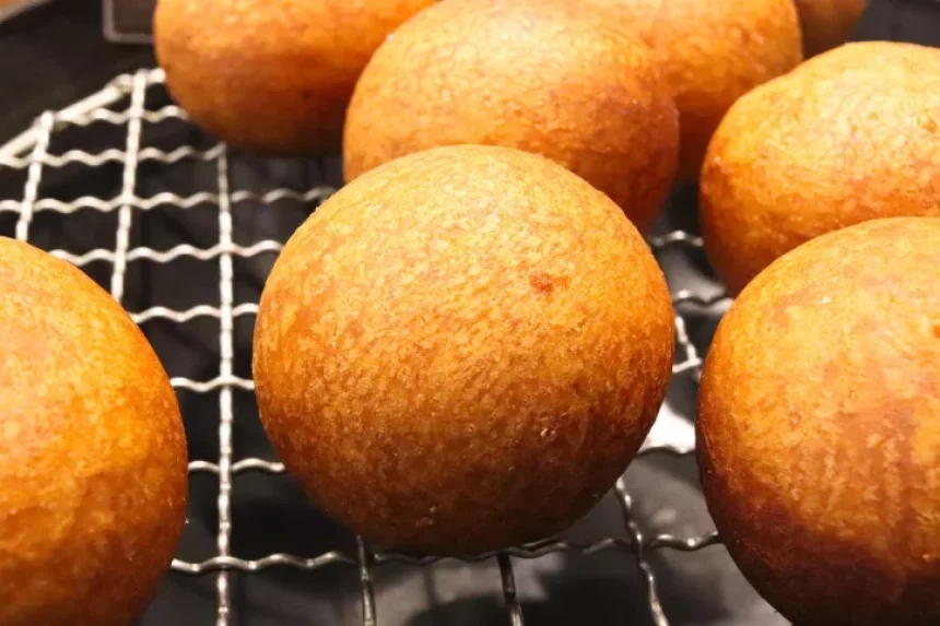 Receta de Buñuelos de plátano flambeados con ron