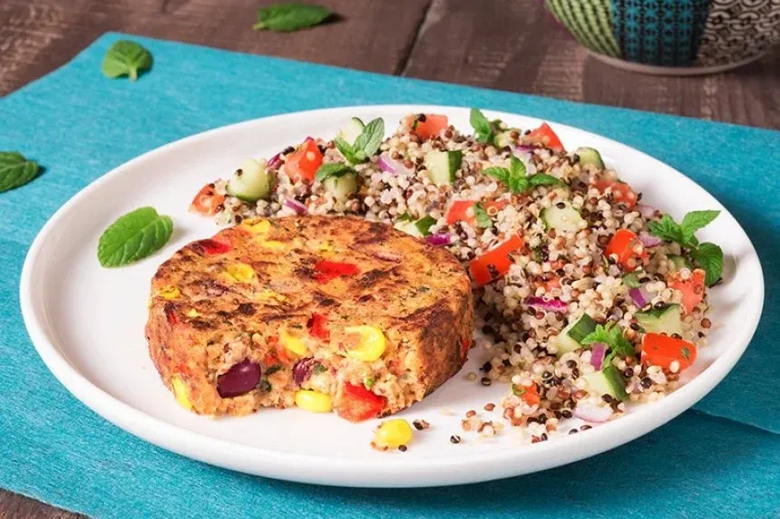 Recipe of Vegetable burger with quinoa tabbouleh