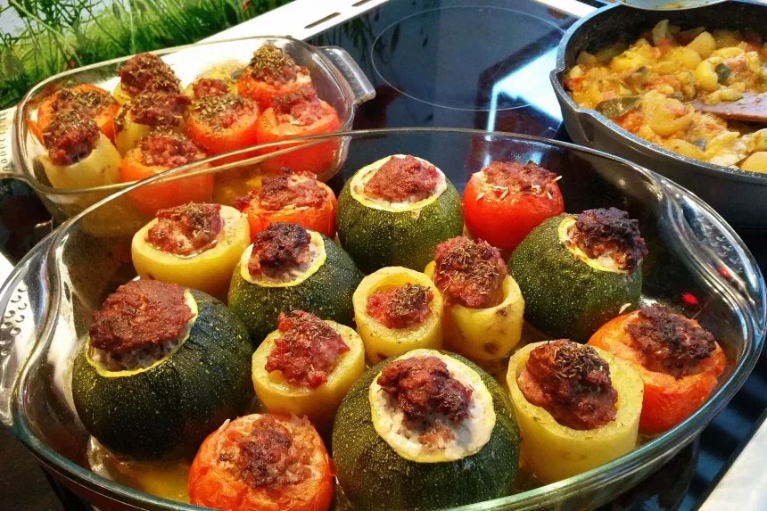 Recipe of Zucchini stuffed with minced meat