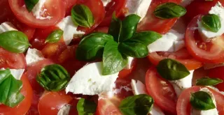 Recipe of Tomato and mozzarella carpaccio