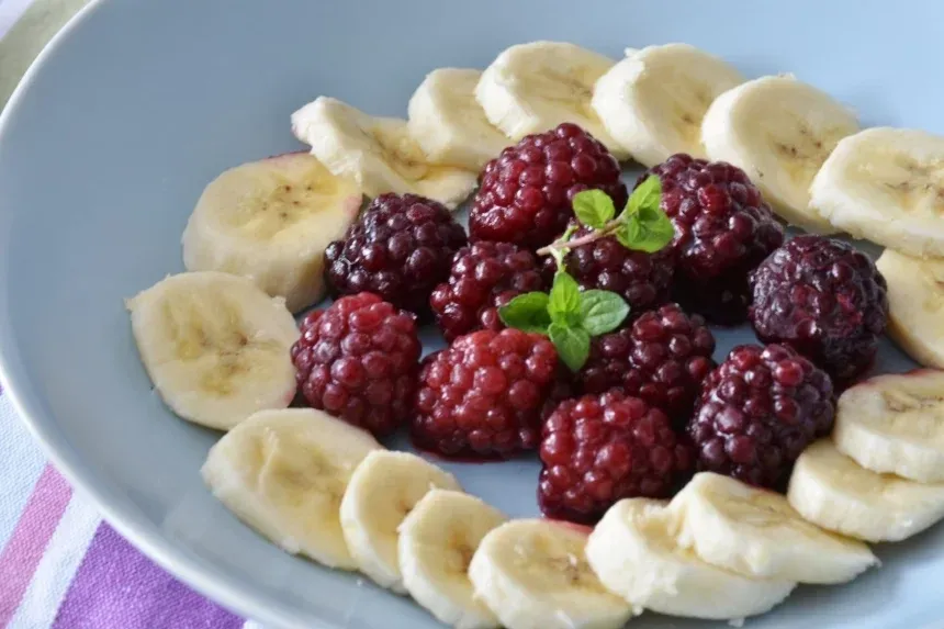 Recipe of Ripe male banana chips (sliced)