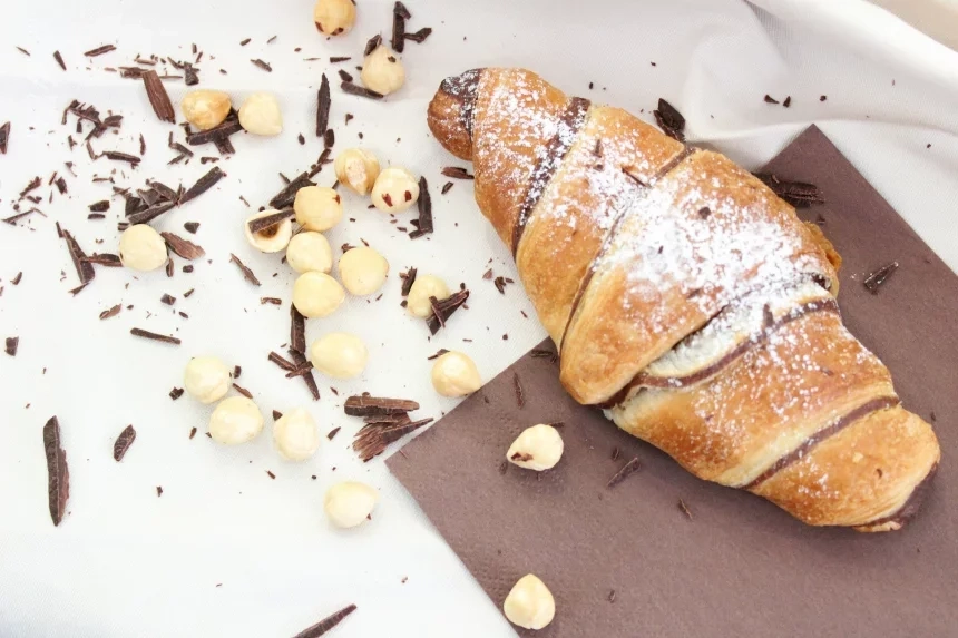 Receta de Croissants rellenos de chocolate airfryer