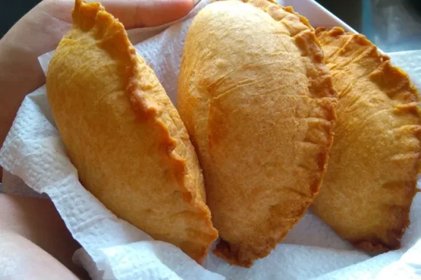 Receta de Empanada de queso en microondas o panecillos express