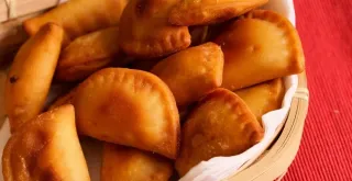 Receta de Empanadas de atún-queso rapa nui