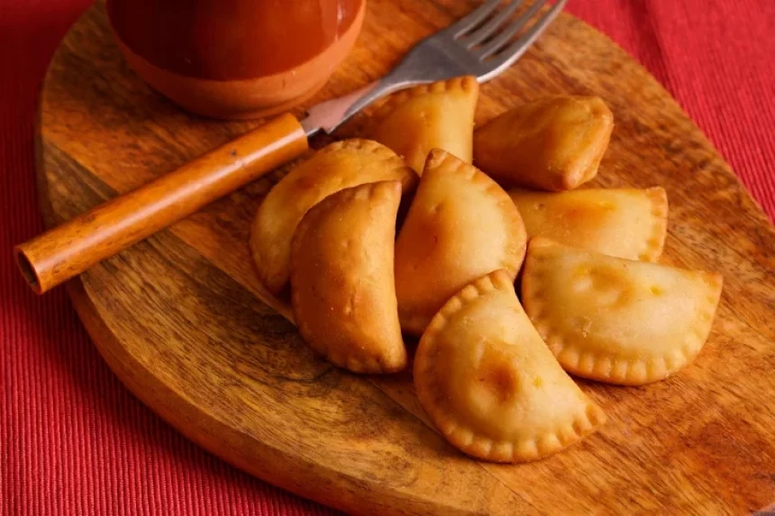 Receta de Empanadillas de pollo, queso, champiñones y pimiento