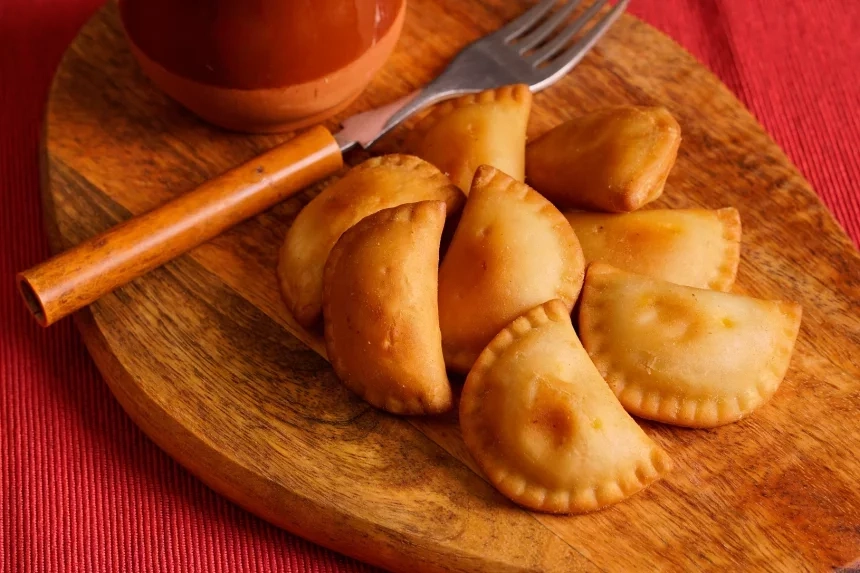 Receta de Empanadillas de relleno de calamar y carne