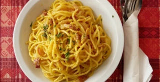 Receta de Espaguetis a la auténtica carbonara