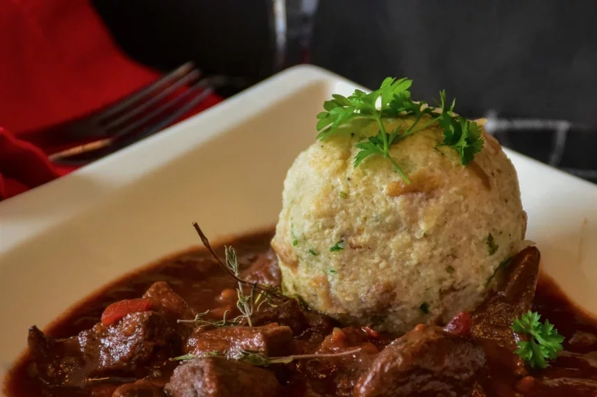 Receta de Estofado de ternera en olla rápida con patatas fritas