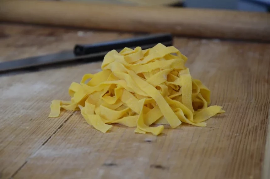 Receta de Fettuccines con salsa de tomate