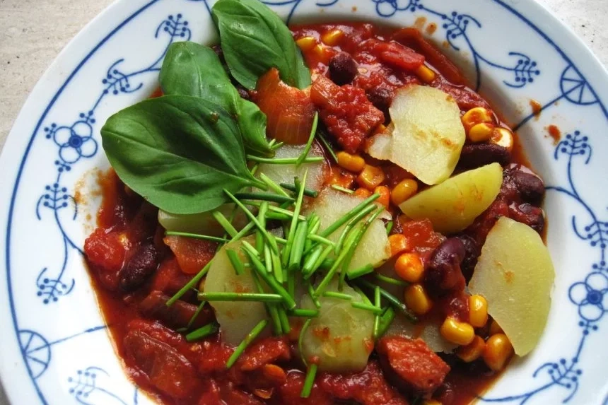 Receta de Guiso de alubias con judías verdes y patatas