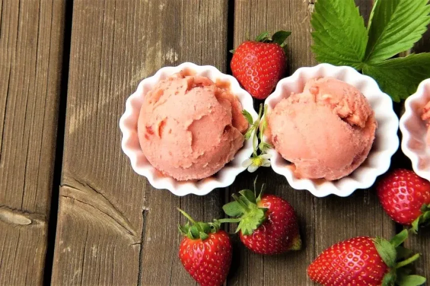 Receta de Helado de mora y fresas