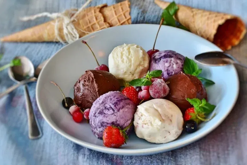 Recipe of Yogurt and fruit ice cream