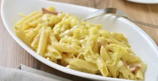 Recipe of Macaroni with sauce in Mambo