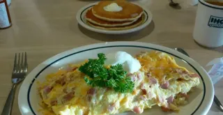 Recipe of Ham cheese omelette